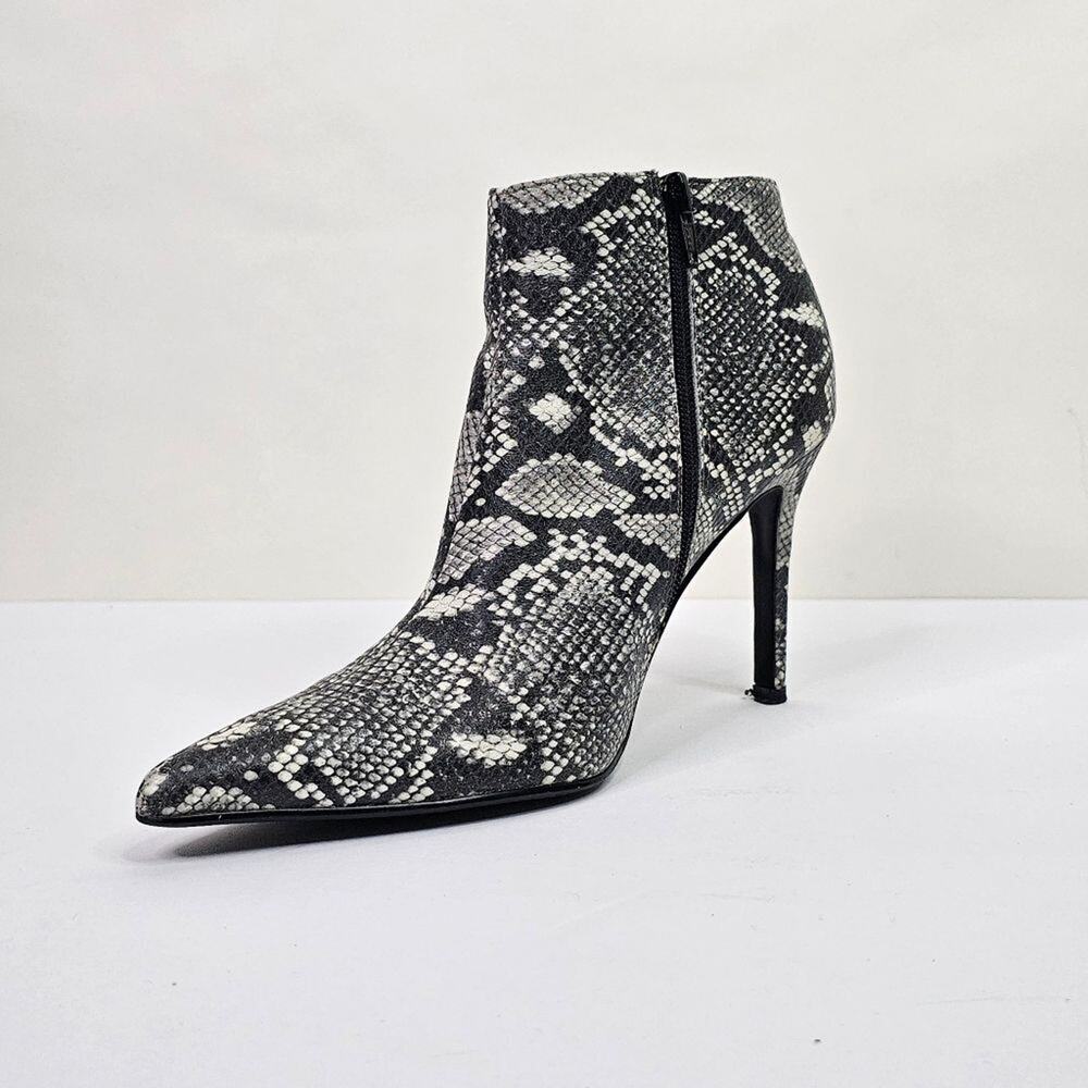 Pre-Loved Colin Stuart Python Print Leather Pointed-Toe Booties - Picture 8 of 10